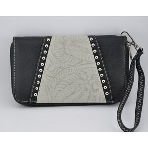 P&G Wristlet Wallet Black/Gray Excellent Studded Floral Embossed Western‎